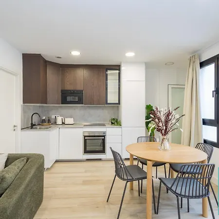 Duplex Albareda By Carla *